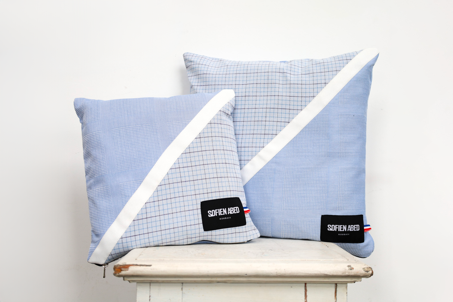 COUSSIN D'INTÉRIEUR UPCYCLÉ DÉTAIL BLANC PETIT - PIÈCE UNIQUE