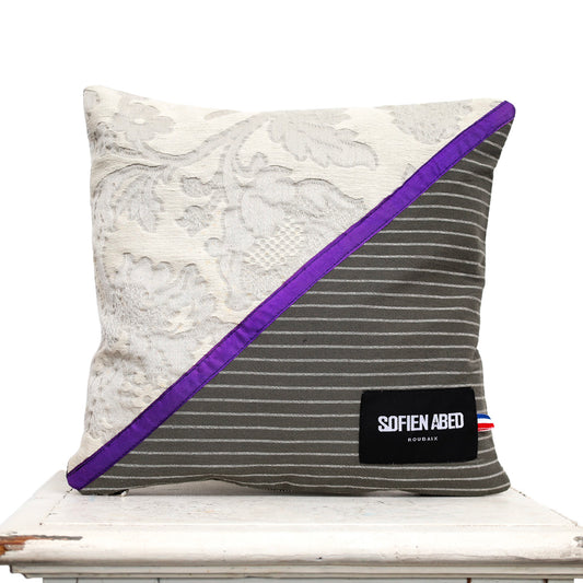 COUSSIN D'INTÉRIEUR UPCYCLÉ DÉTAIL VIOLET PETIT - PIÈCE UNIQUE